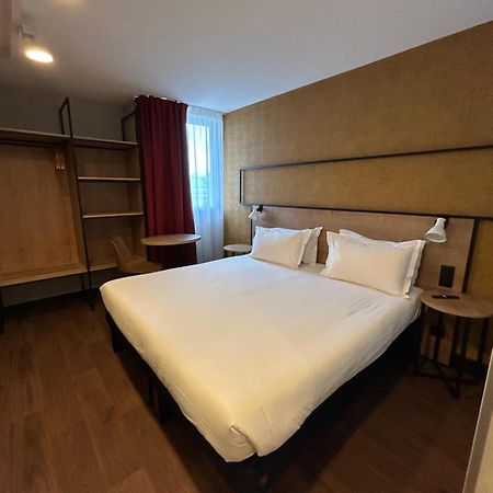 Hotel Inn Paris Nord Porte De Saint Ouen Kültér fotó