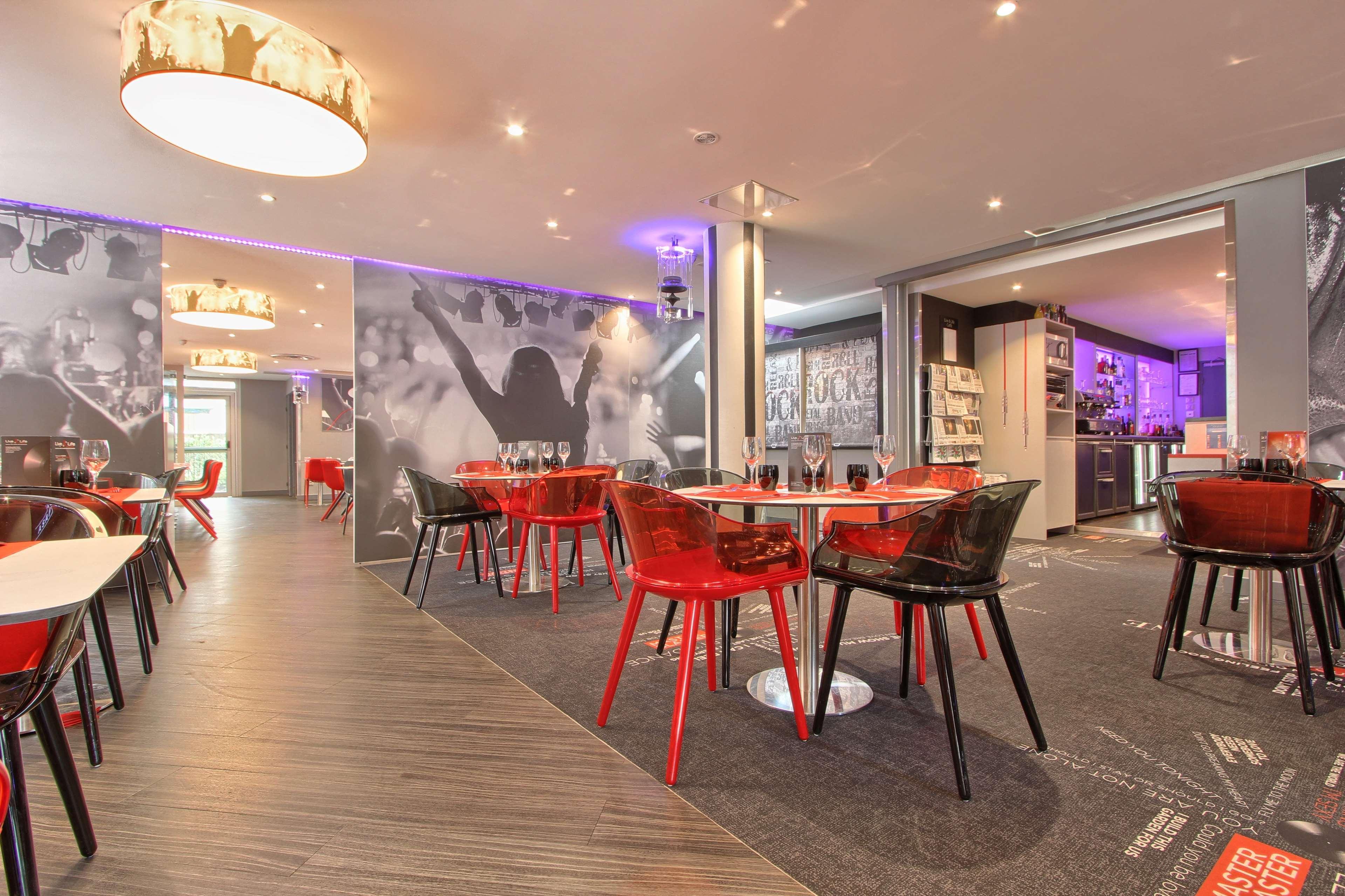 Hotel Inn Paris Nord Porte De Saint Ouen Kültér fotó